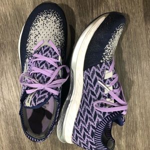 Brooks Energize Running Shoes
